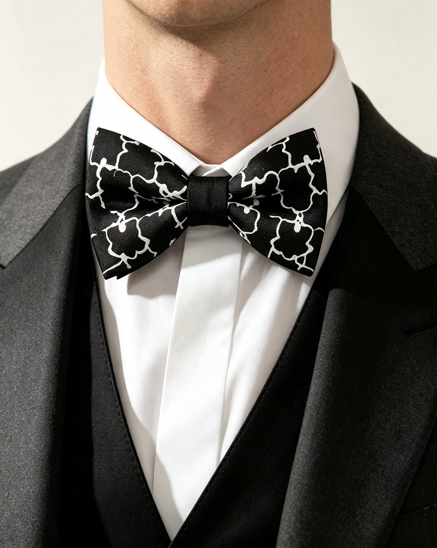Black White Abstract Floral Pre Tied Bow Tie